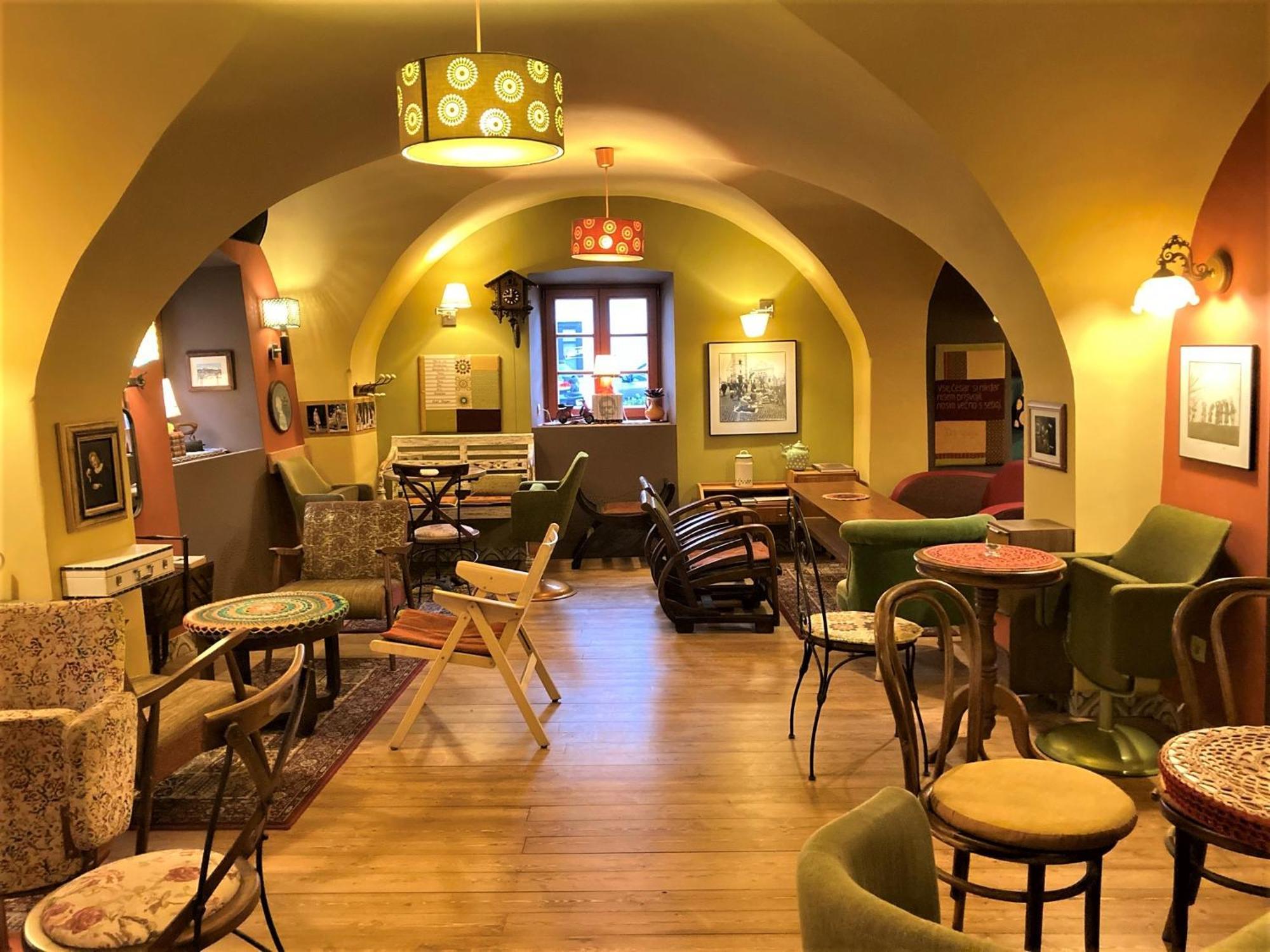 Muzikafe - Home Of Culture Ptuj Luaran gambar