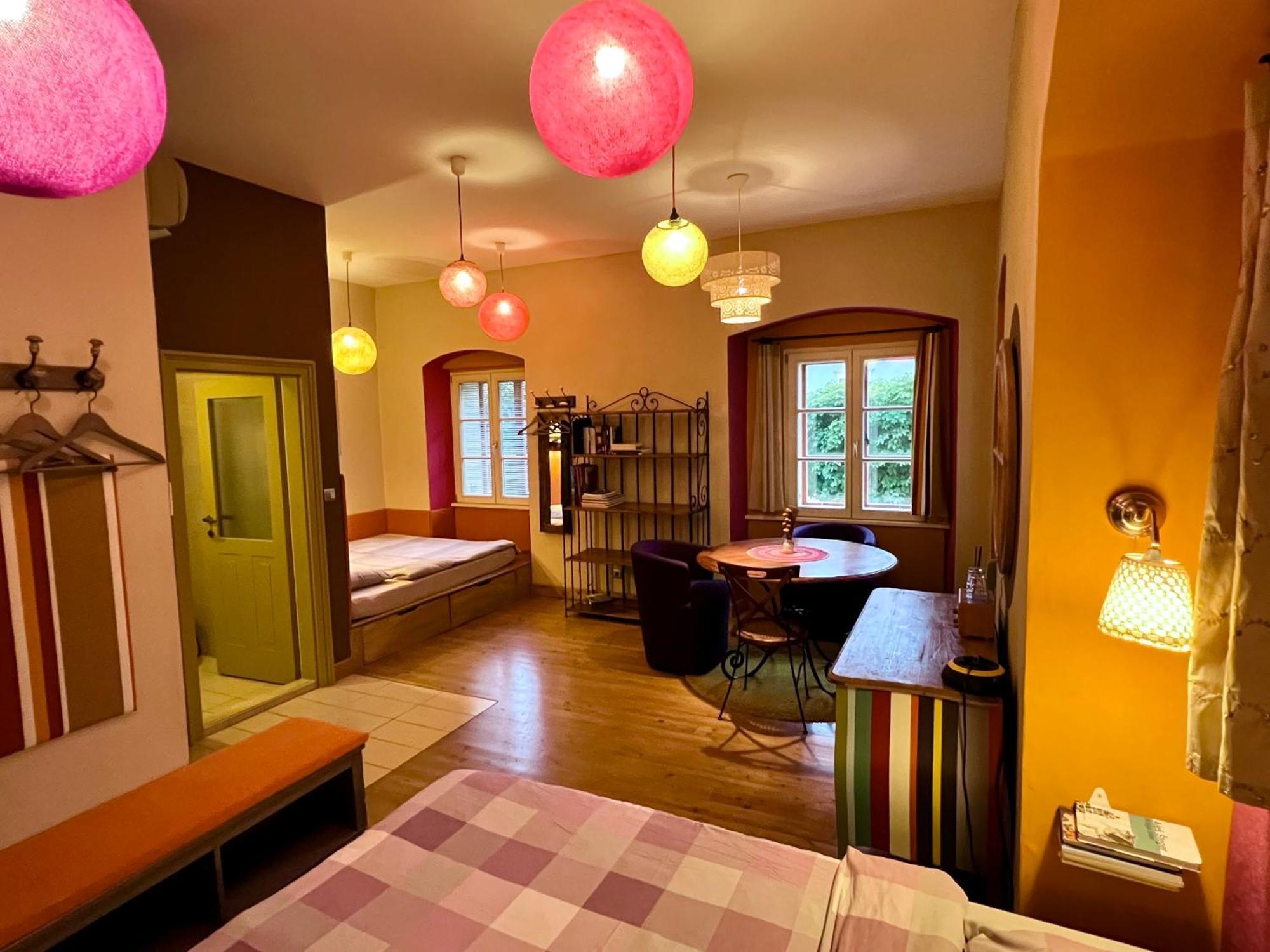 Muzikafe - Home Of Culture Ptuj Luaran gambar
